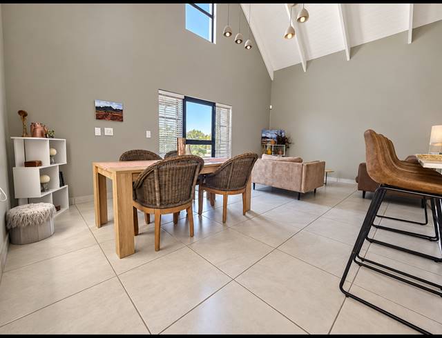 3 BEDROOM FREEHOLD FOR SALE IN BRITANNIA BEACH ESTATE